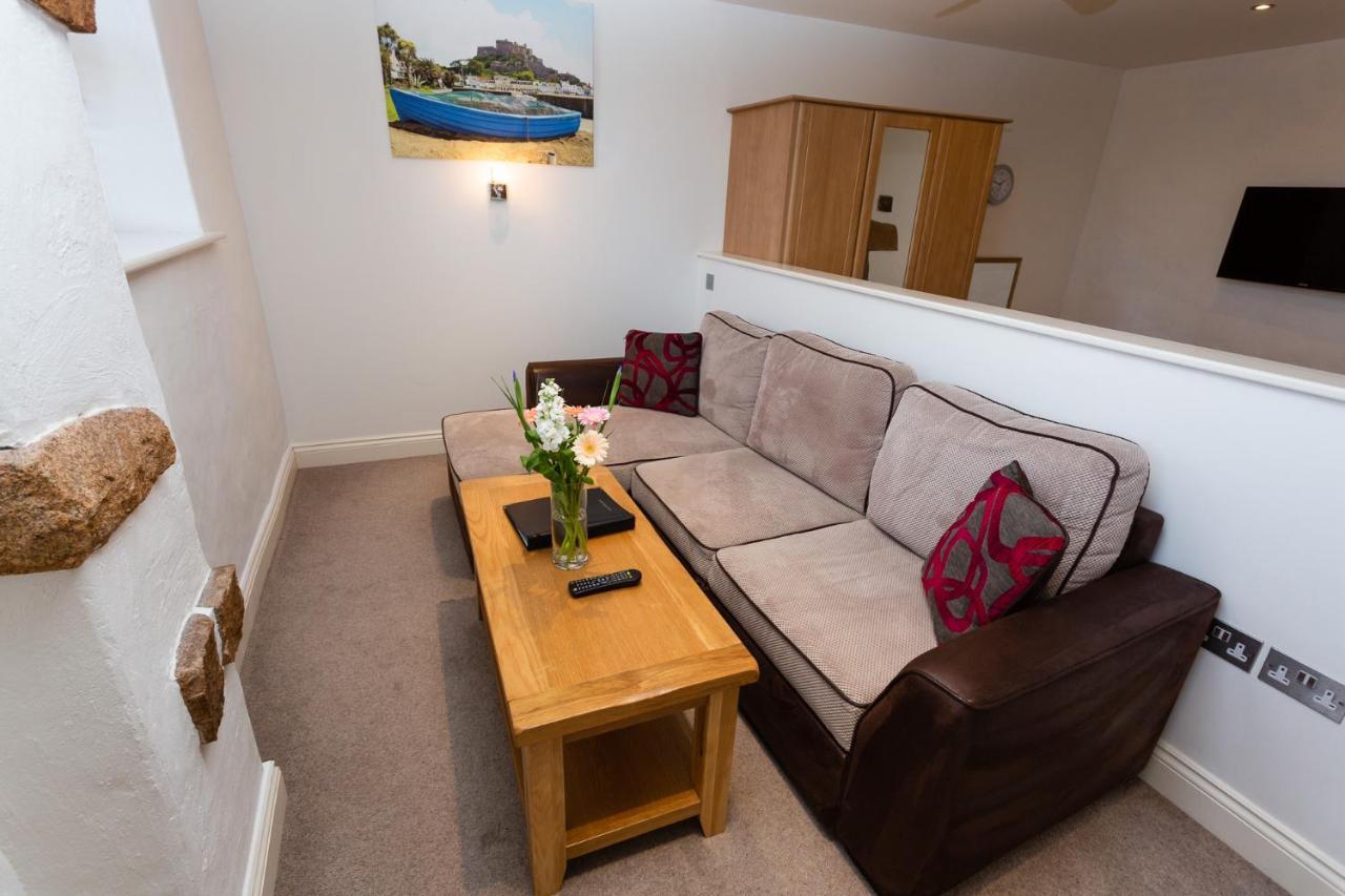 Porthole Suites St Aubin Exterior foto