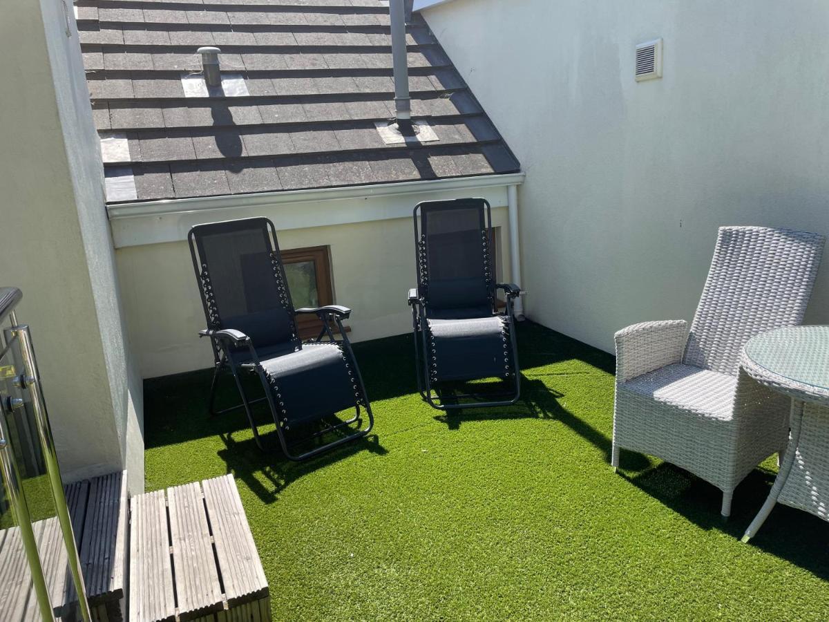 Porthole Suites St Aubin Exterior foto
