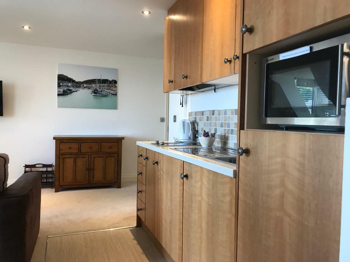 Porthole Suites St Aubin Exterior foto